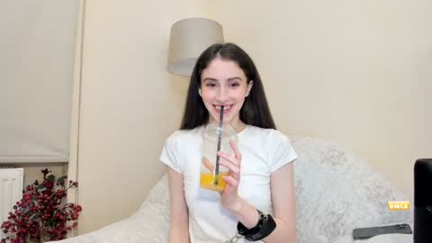 Ann online show from January 24, 9:04 pm