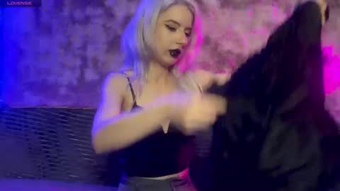 snowy_alice online show from June 22, 5:31 pm
