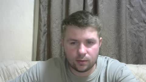 Snapshot of snowyqred chatting on September 11, 5:47 pm Arthur online show from September 11, 5:47 pm