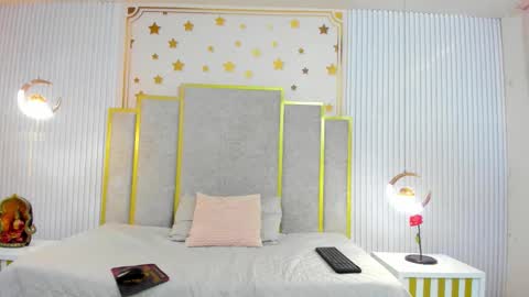 SOFI online show from September 26, 7:22 pm