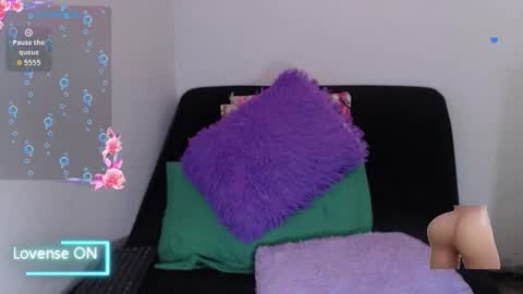 sofia  whitee online show from January 13, 4:53 am