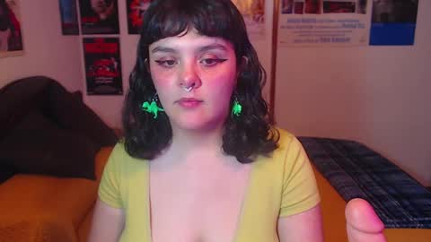 Sofi online show from February 24, 11:52 pm