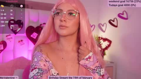 Sofi online show from February 15, 11:39 am