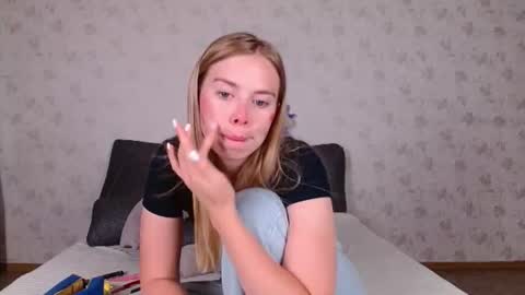 Sofia here online show from July 16, 12:14 am