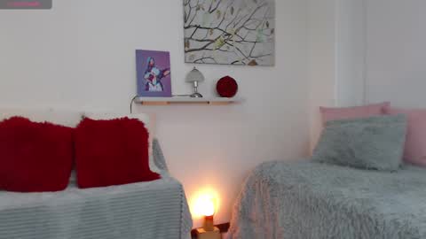 Sofi online show from November 18, 8:34 pm