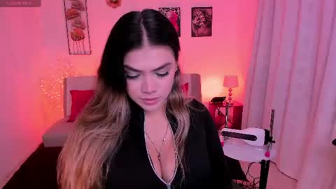 sofia_velvetx online show from July 23, 2:53 am