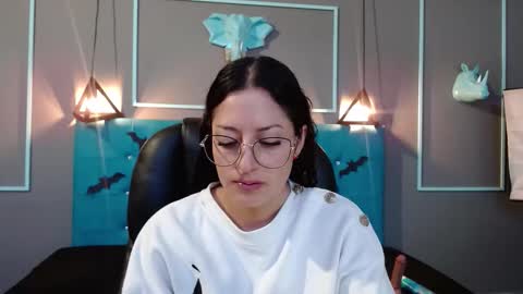 Snapshot of sofia_white3 chatting on October 20, 11:15 am Sofa online show from October 20, 11:15 am