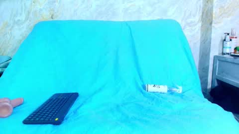 sofiaa_little online show from November 20, 8:06 pm