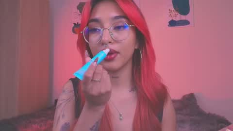Snapshot of sofiaafoxx chatting on October 24, 6:52 pm Sofia online show from October 24, 6:52 pm