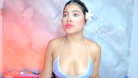 sofiacastillo01 online show from June 9, 1:44 pm