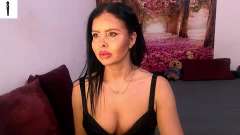 Snapshot of sofialiub chatting on December 20, 3:31 pm sofialiub online show from December 20, 3:31 pm