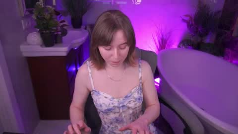 SofiaLuxuryy online show from April 18, 3:14 pm