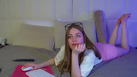 Sofia online show from February 24, 7:28 pm