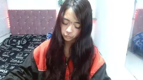 sofiasexygirl69 online show from July 23, 12:36 pm