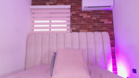 Sofia Velez  online show from April 20, 6:11 pm