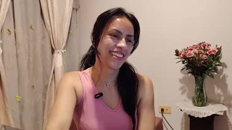 Sofi Bella online show from January 31, 9:45 pm