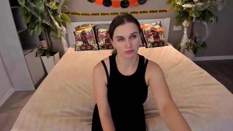 Sofi online show from October 27, 8:53 pm