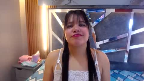 soficutesmilefon online show from June 5, 4:23 pm