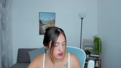 Sofi online show from August 3, 7:31 pm