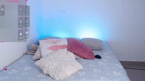 Lau  online show from May 10, 12:06 am