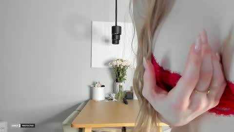 kitty katy online show from April 28, 8:35 pm