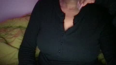 Jade online show from December 3, 9:43 am