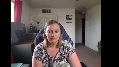 Rose online show from November 20, 7:55 pm