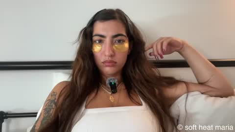 Soft Heat Maria online show from June 25, 2:00 pm