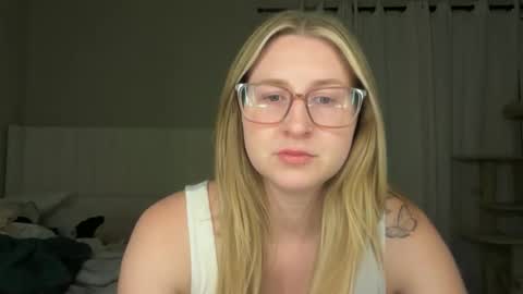 softslutxo online show from June 25, 4:31 am