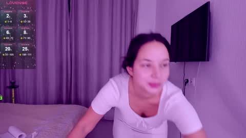 Emily online show from December 4, 8:12 pm