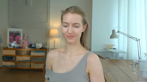 Bella online show from January 29, 1:07 pm