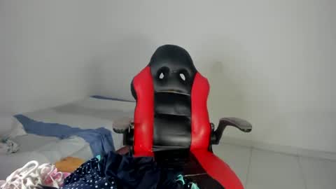 Moonie  online show from September 11, 10:55 pm