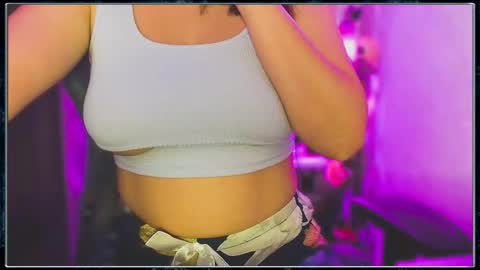 Snapshot of solisgaby chatting on October 20, 3:28 pm Gaby Solis online show from October 20, 3:28 pm