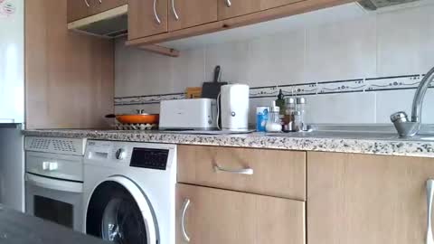 solo4u2 online show from March 30, 10:48 am