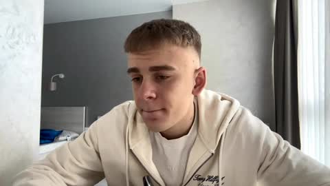 Jett online show from April 9, 10:10 am