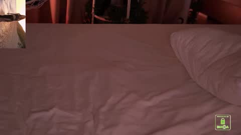 My name isSonya  online show from October 21, 5:27 pm