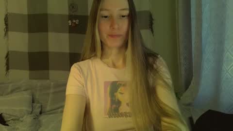 Mary online show from December 3, 10:01 am