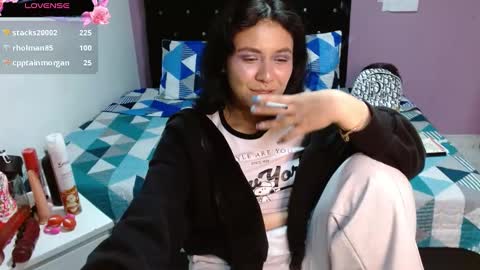 Snapshot of sonialatin69 chatting on February 7, 2:08 am sonialatin69 online show from February 7, 2:08 am