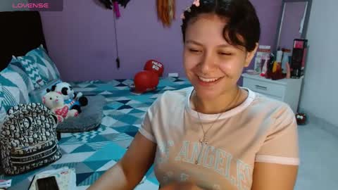 Snapshot of sonialatin69 chatting on March 10, 3:20 pm sonialatin69 online show from March 10, 3:20 pm