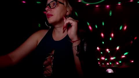 Sonia online show from July 10, 3:00 am