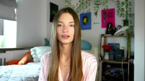Eva 3 online show from June 15, 8:39 am