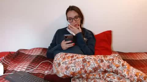 SonyaSays online show from October 9, 10:04 pm