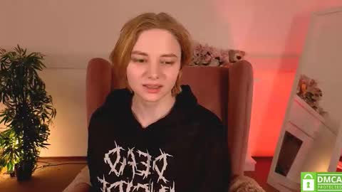 Litta online show from March 25, 3:13 am