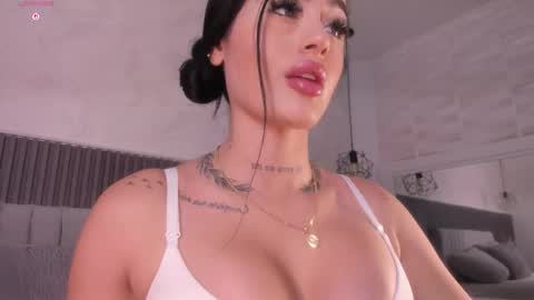 Sophi online show from November 24, 12:15 pm