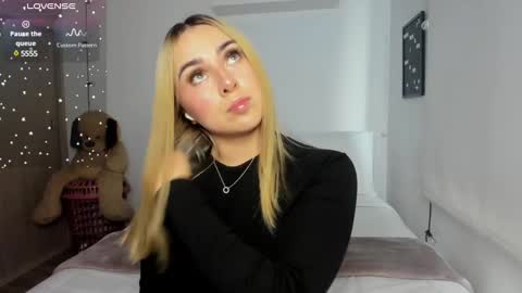 Sofi online show from March 10, 10:02 pm