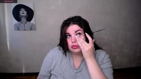 sophia__olsen online show from September 15, 6:15 am