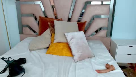 Sophia  online show from January 14, 1:04 am