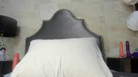 Sophia  online show from June 18, 7:52 pm