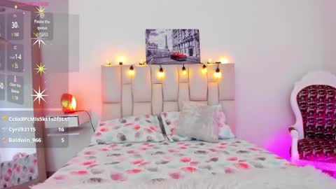 Snapshot of sophia_rincon chatting on February 23, 9:59 pm Sophia Rincon online show from February 23, 9:59 pm