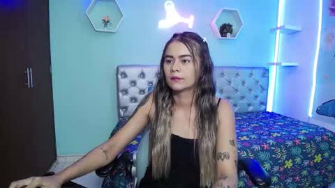 Snapshot of sophia_s19 chatting on October 27, 9:48 pm Sophia online show from October 27, 9:48 pm